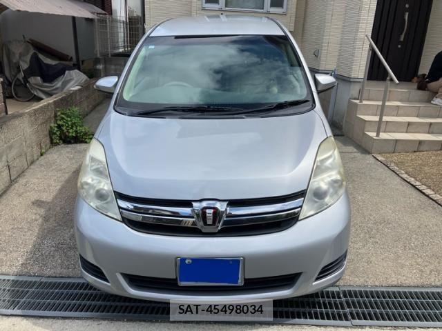 Toyota ISIS 2013-11 7617201-1