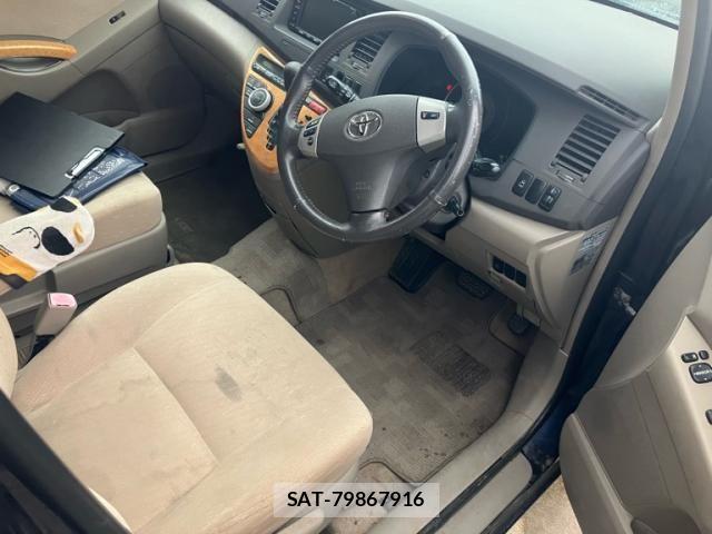 Toyota ISIS 2005-01 7724351-12