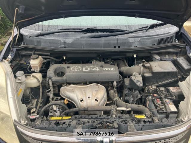 Toyota ISIS 2005-01 7724351-20