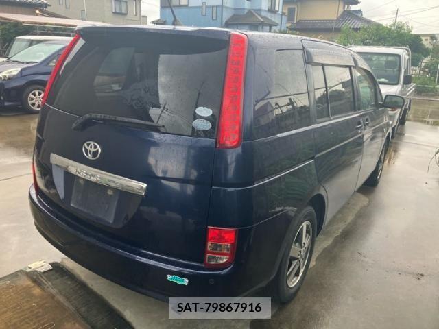 Toyota ISIS 2005-01 7724351-5