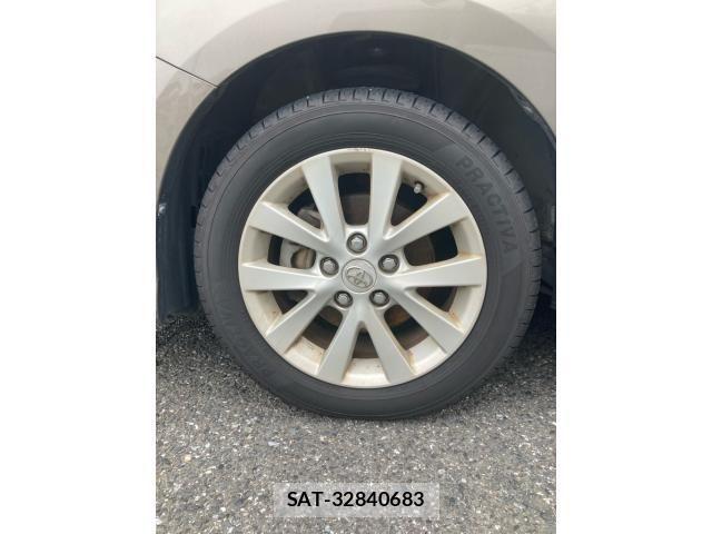 Toyota ISIS 2011-01 7724350-11