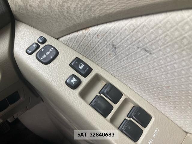 Toyota ISIS 2011-01 7724350-25