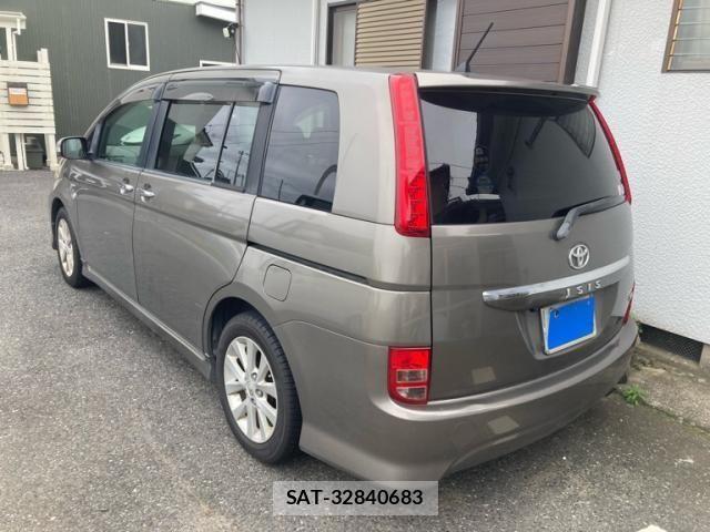 Toyota ISIS 2011-01 7724350-5
