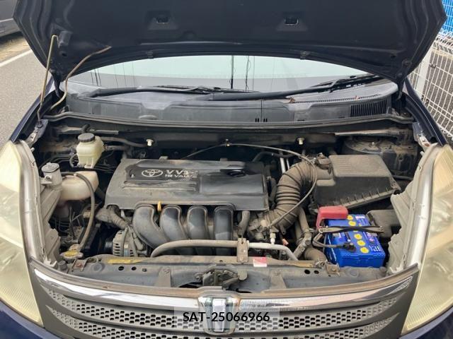 Toyota ISIS 2005-03 7785806-12