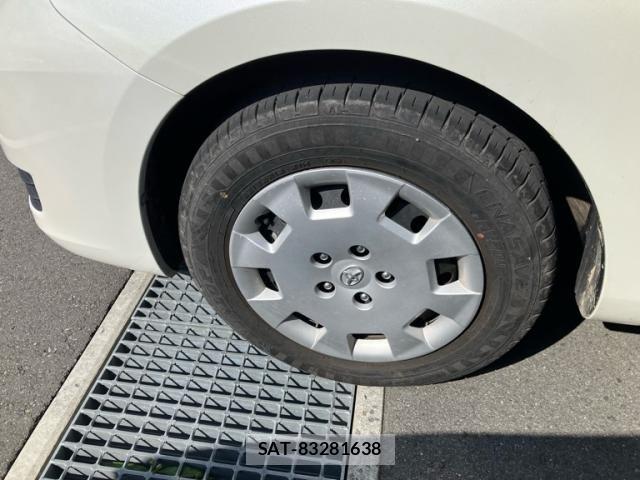 Toyota ISIS 2010-07 7785807-5