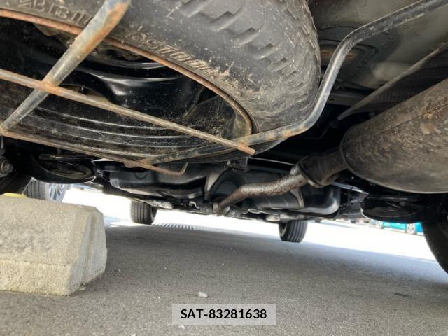 Toyota ISIS 2010-07 7785807-8