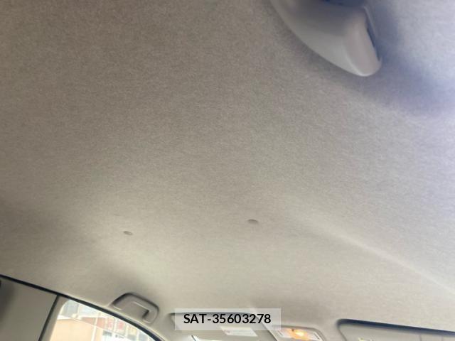 Toyota ISIS 2010-02 7785805-10