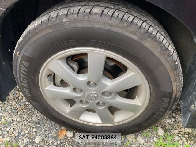 Toyota ISIS 2015-02 7876981-5