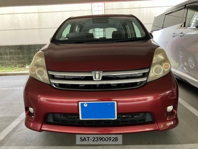 Toyota ISIS 2009-03 7876984-2