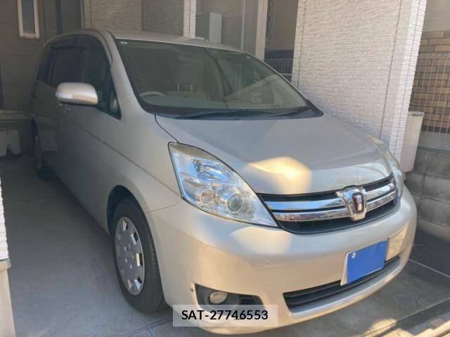 Toyota ISIS 2011-07 7962131-2