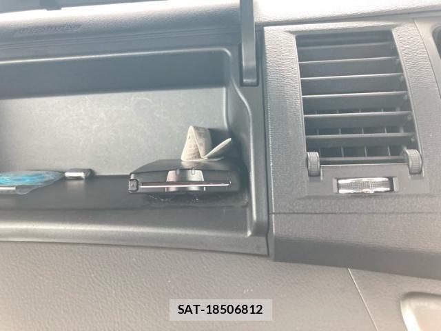 Toyota ISIS 2008-12 7962130-20