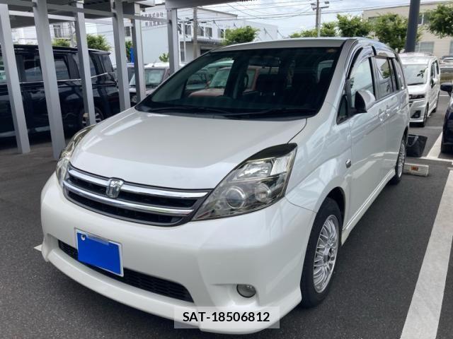 Toyota ISIS 2008-12 7962130-2