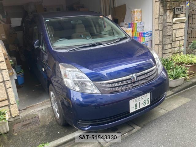 Toyota ISIS 2005-09 7979552-1