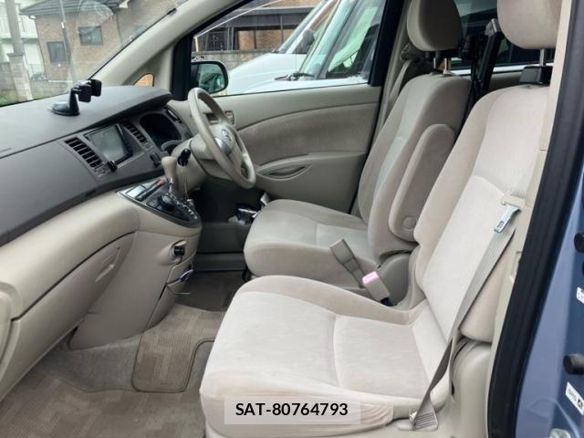 Toyota ISIS 2007-08 7979550-9