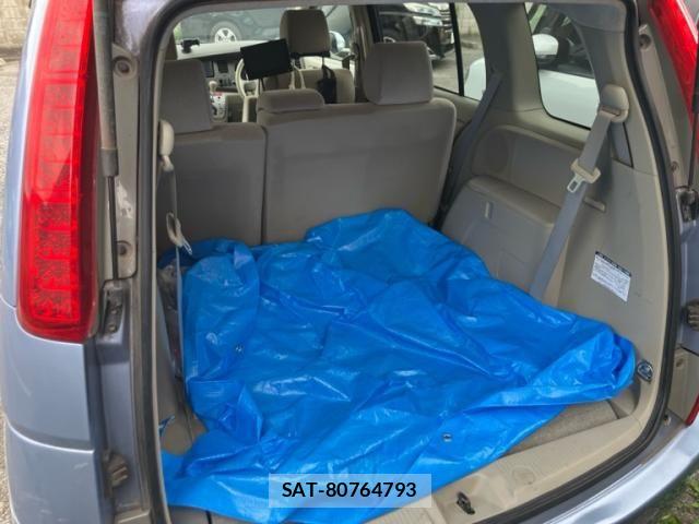Toyota ISIS 2007-08 7979550-12