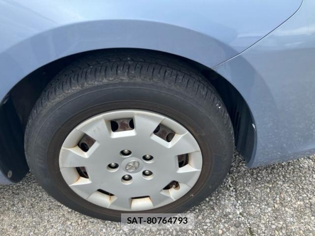 Toyota ISIS 2007-08 7979550-5