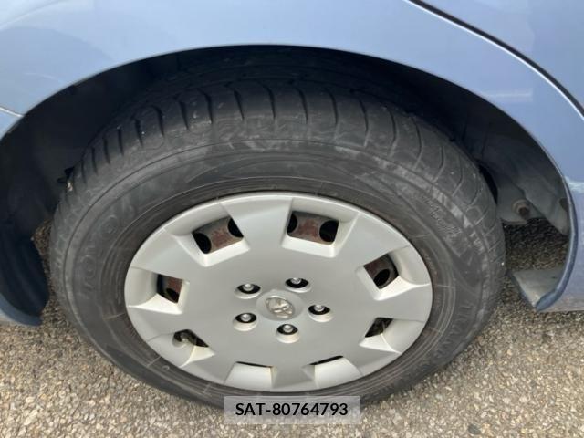 Toyota ISIS 2007-08 7979550-8