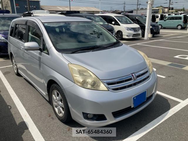 Toyota ISIS 2009-11 8036097-1