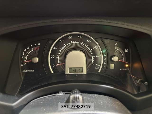 Toyota ISIS 2005-06 8036095-10