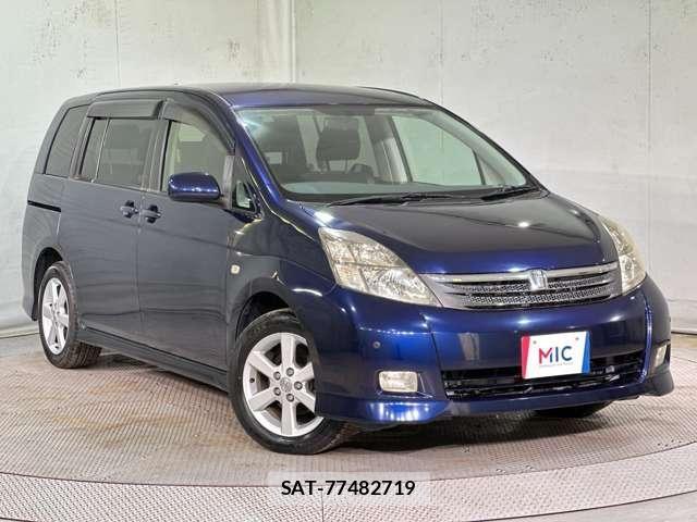 Toyota ISIS 2005-06 8036095-1