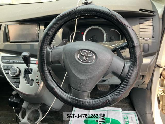 Toyota ISIS 2007-06 8099746-19