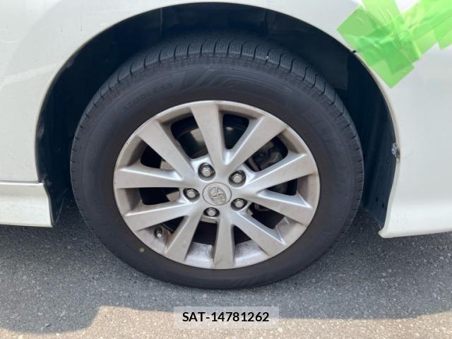 Toyota ISIS 2007-06 8099746-6