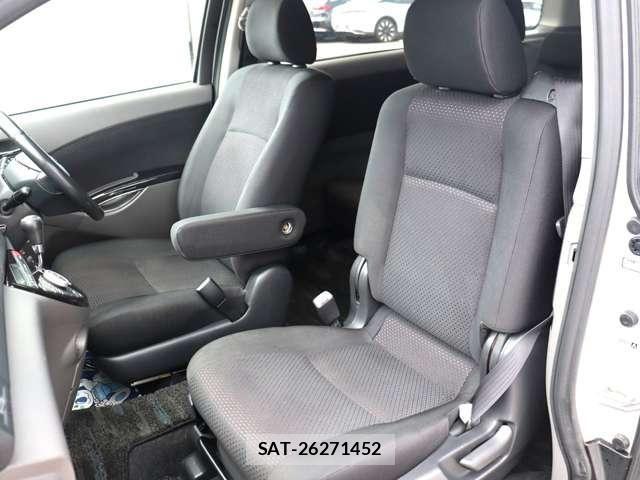 Toyota ISIS 2005-02 8099741-15