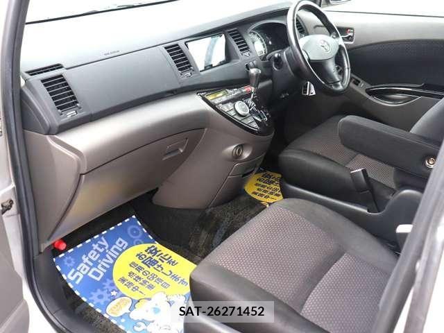Toyota ISIS 2005-02 8099741-16