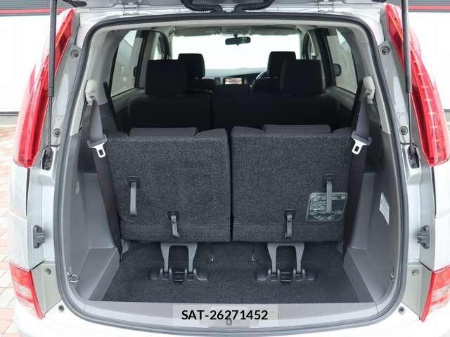 Toyota ISIS 2005-02 8099741-23