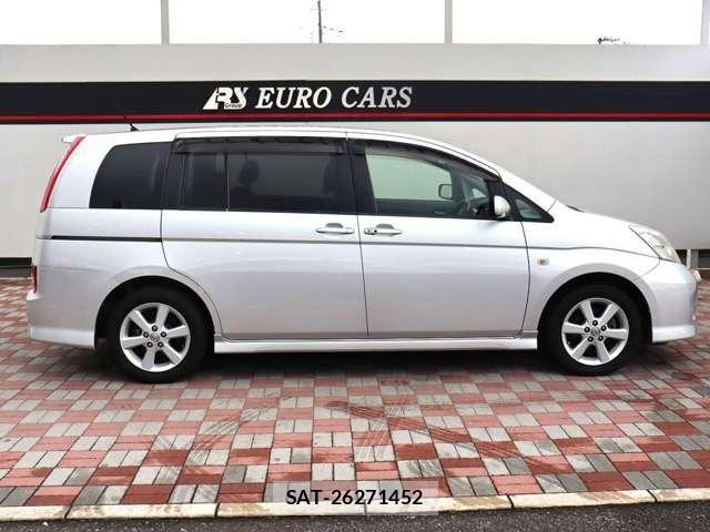 Toyota ISIS 2005-02 8099741-3