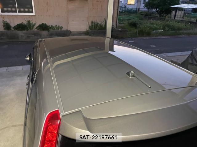 Toyota ISIS 2010-01 8130634-4