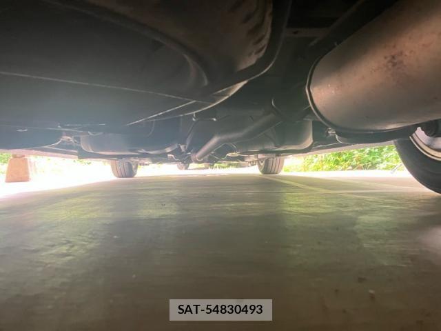 Toyota ISIS 2009-11 8145935-9