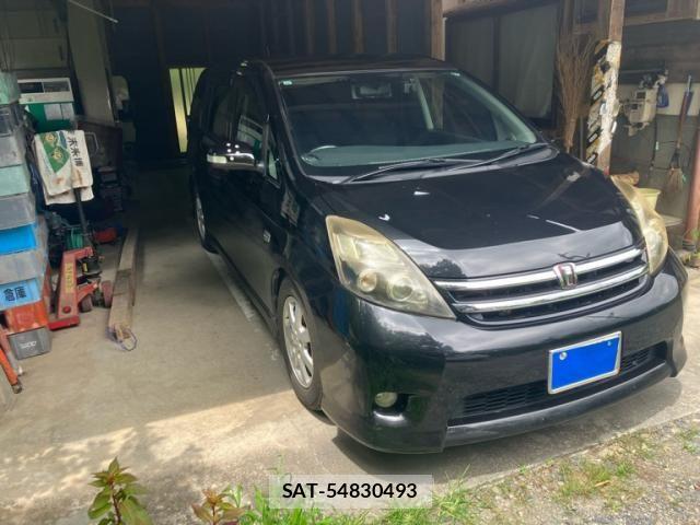Toyota ISIS 2009-11 8145935-0