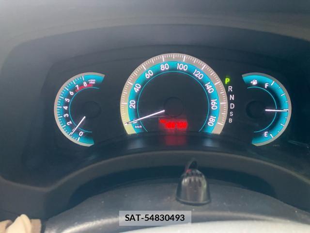 Toyota ISIS 2009-11 8145935-22