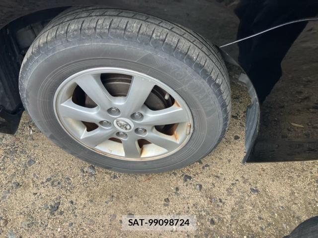 Toyota ISIS 2012-02 8245485-6