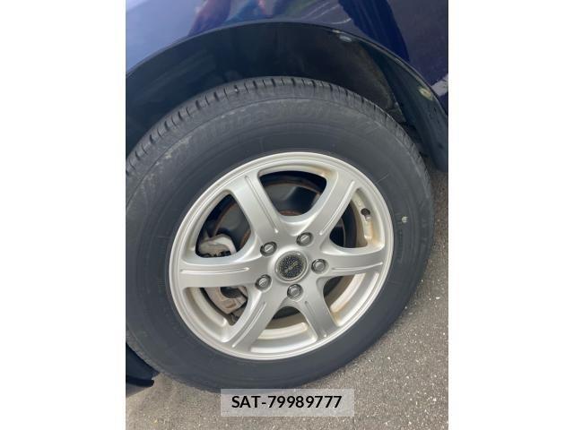 Toyota ISIS 2005-03 8245487-9