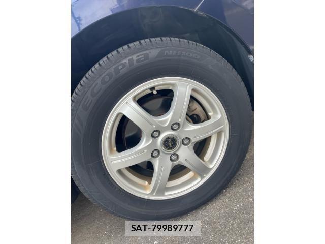 Toyota ISIS 2005-03 8245487-6