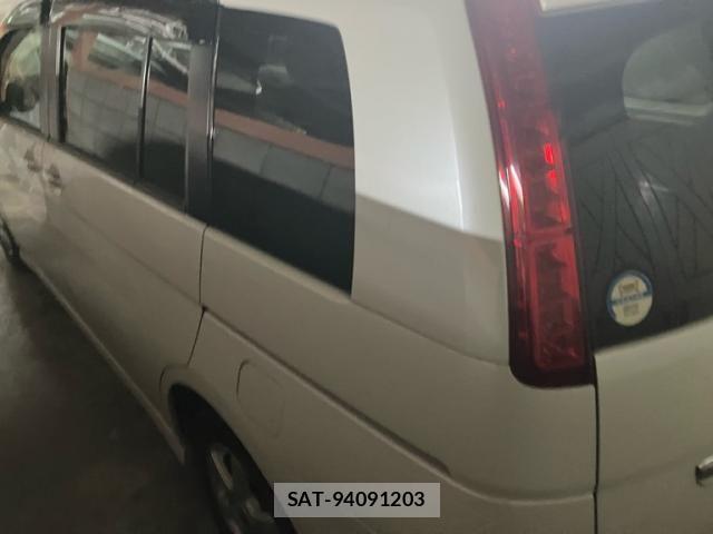 Toyota ISIS 2009-11 8336289-3