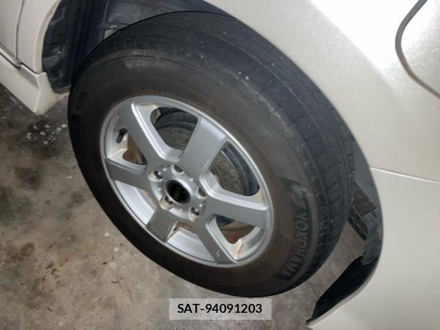Toyota ISIS 2009-11 8336289-6