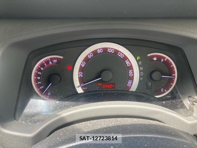 Toyota ISIS 2012-10 8354721-19