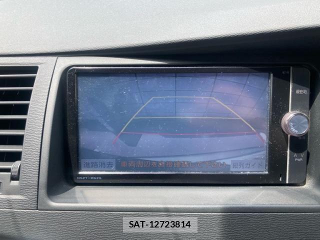 Toyota ISIS 2012-10 8354721-25