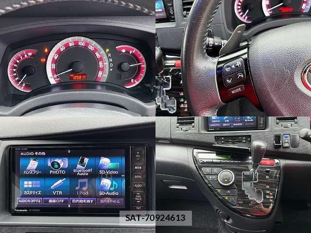 Toyota ISIS 2012-01 8366406-3