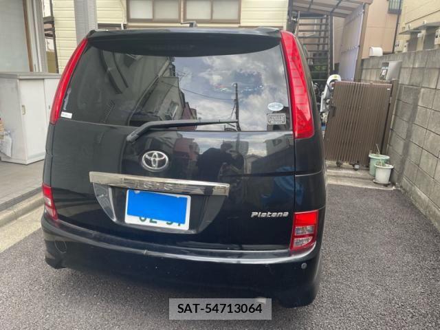 Toyota ISIS 2005-05 8366407-3