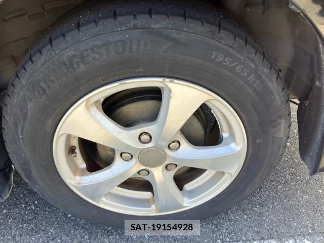 Toyota ISIS 2007-12 8412967-12