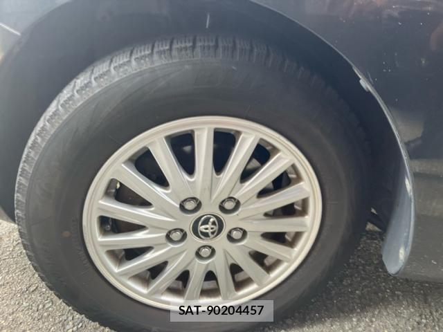 Toyota ISIS 2006-05 8485523-13