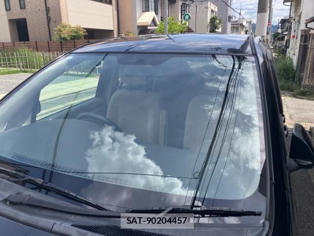 Toyota ISIS 2006-05 8485523-4