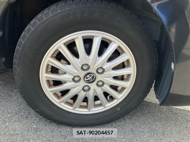 Toyota ISIS 2006-05 8485523-7