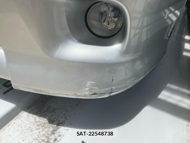 Toyota ISIS 2010-07 8485522-9