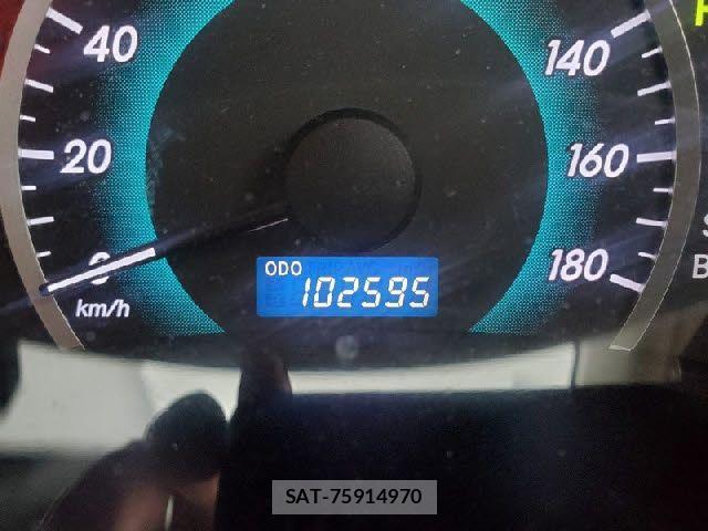 Toyota ISIS 2012-03 8562223-4