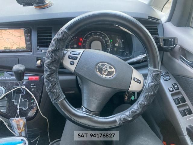 Toyota ISIS 2005-03 8562224-15